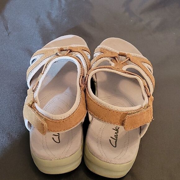 CLARKS IN MOTION COMFORT WALKING WOMEN"S SANDAL - Picture 7 of 13